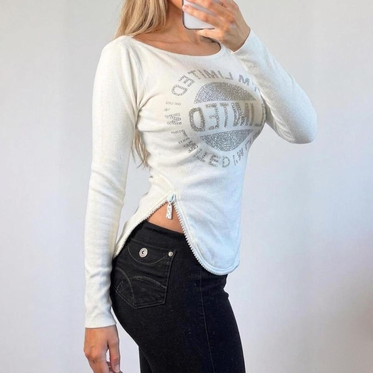 White knit jumper