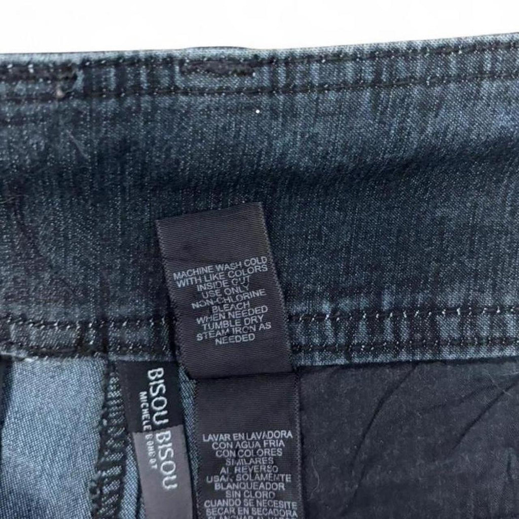 VINTAGE grey mid rise flared jeans