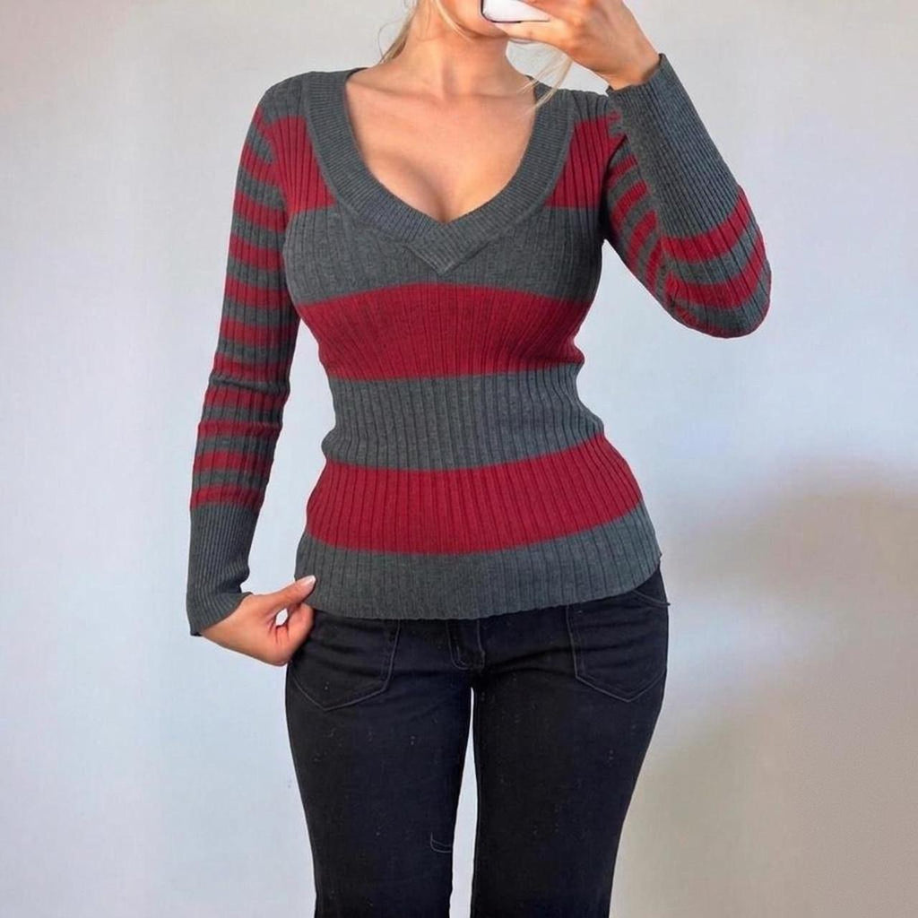 VINTAGE Red and grey striped jumper