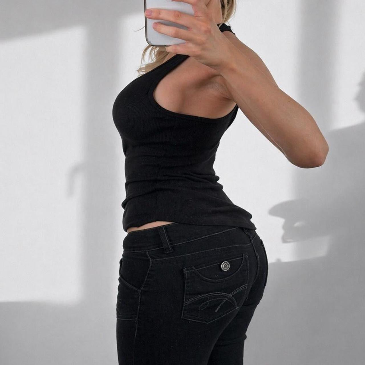 VINTAGE BEBE black ribbed tank top