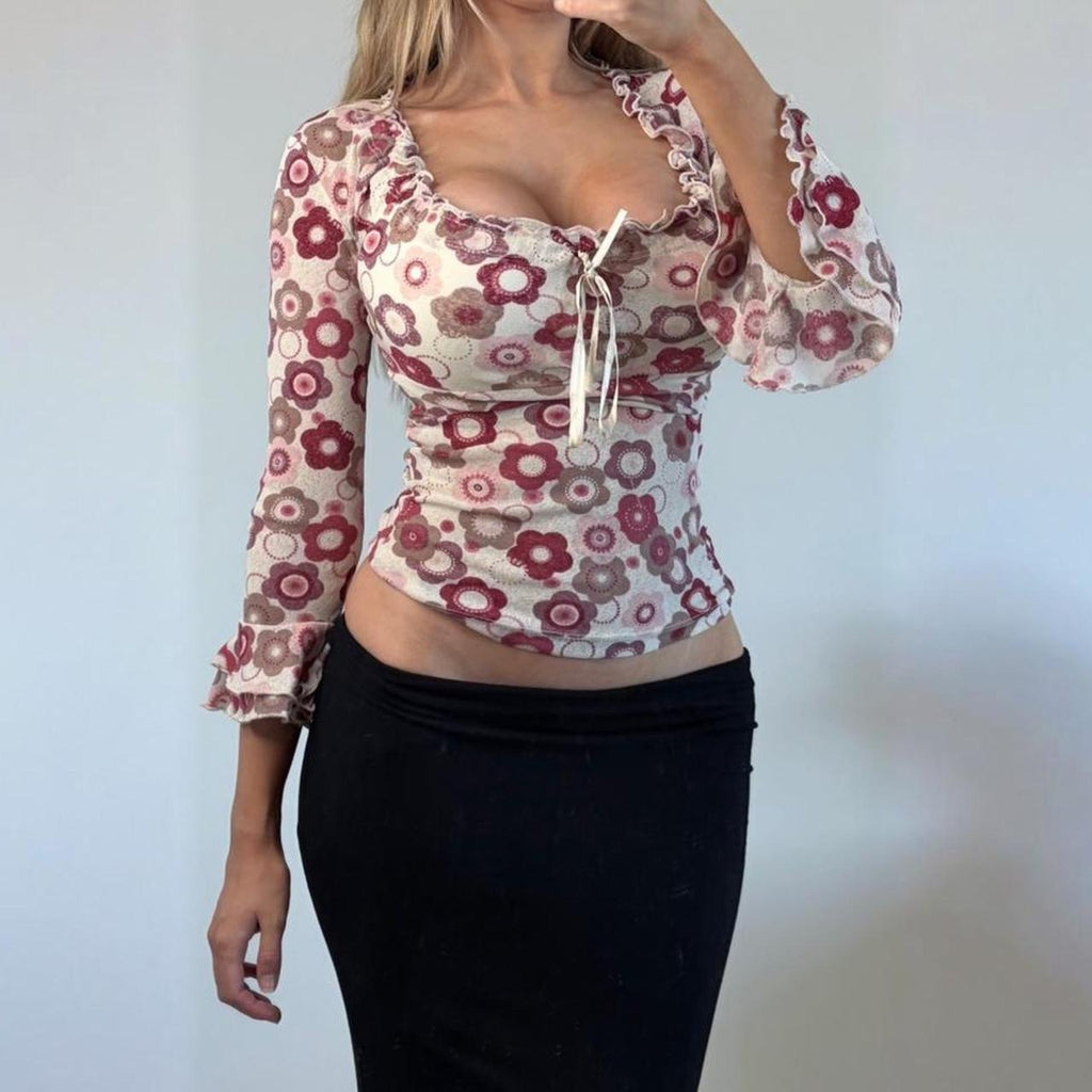 VINTAGE Pink floral milkmaid long sleeve blouse top