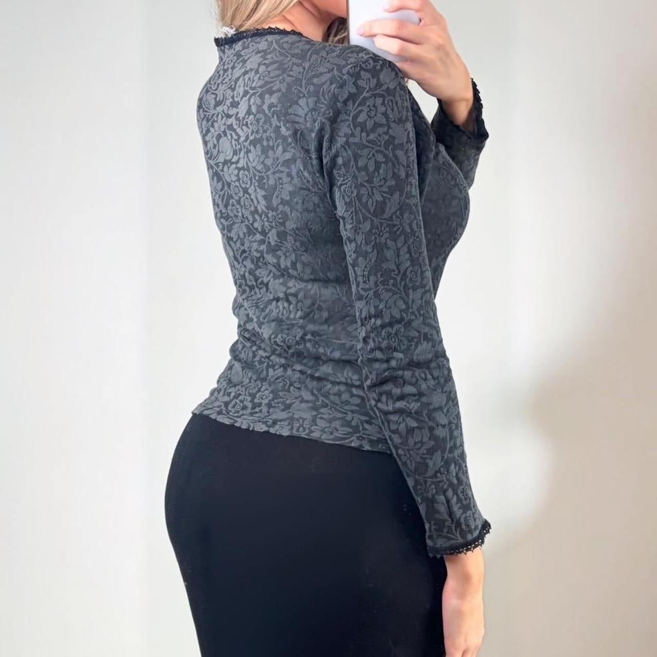 VINTAGE Dark grey floral long sleeve top