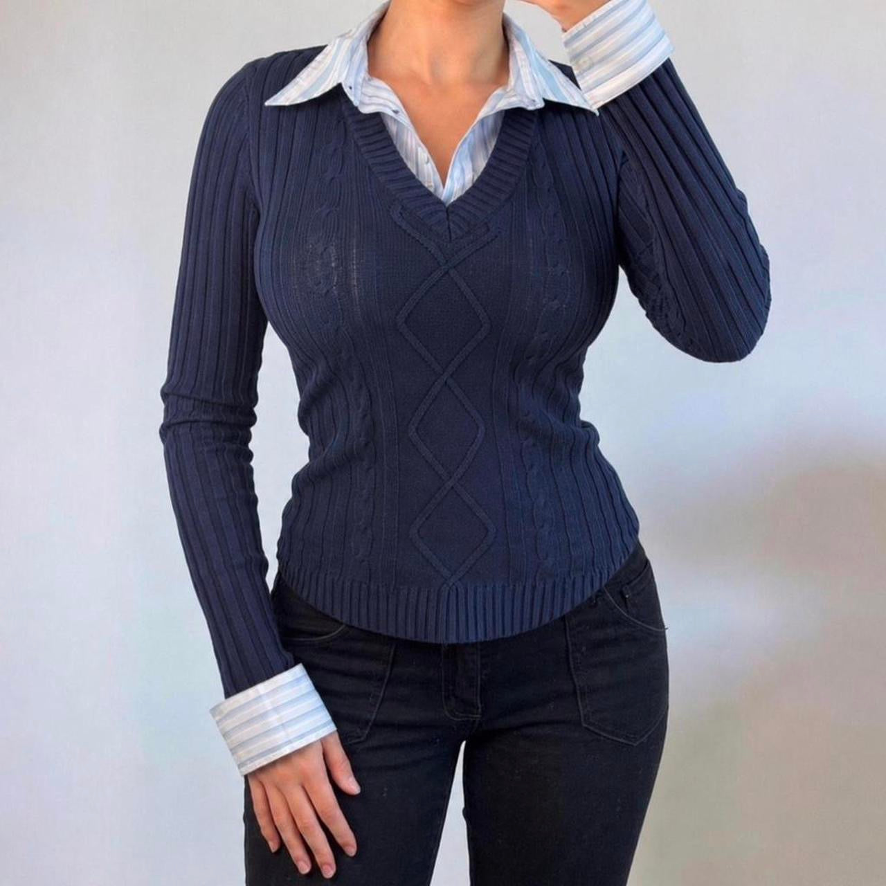 VINTAGE navy Blue knit jumper