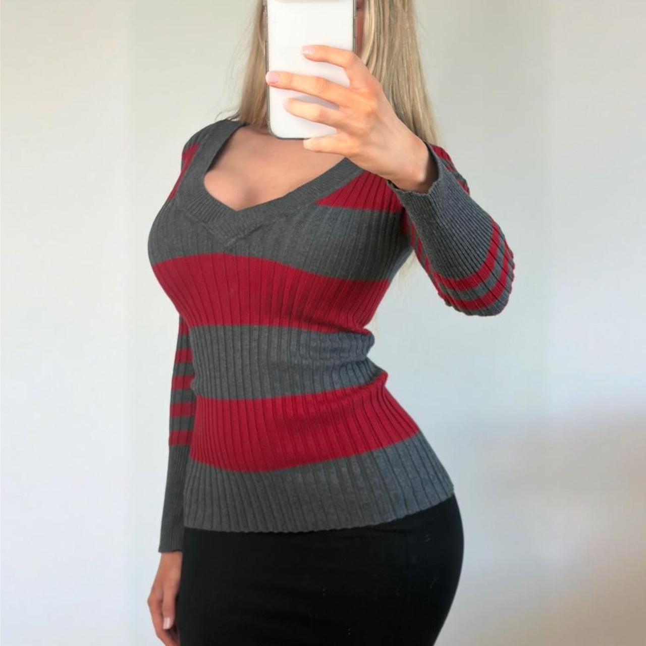 VINTAGE Red and grey striped jumper