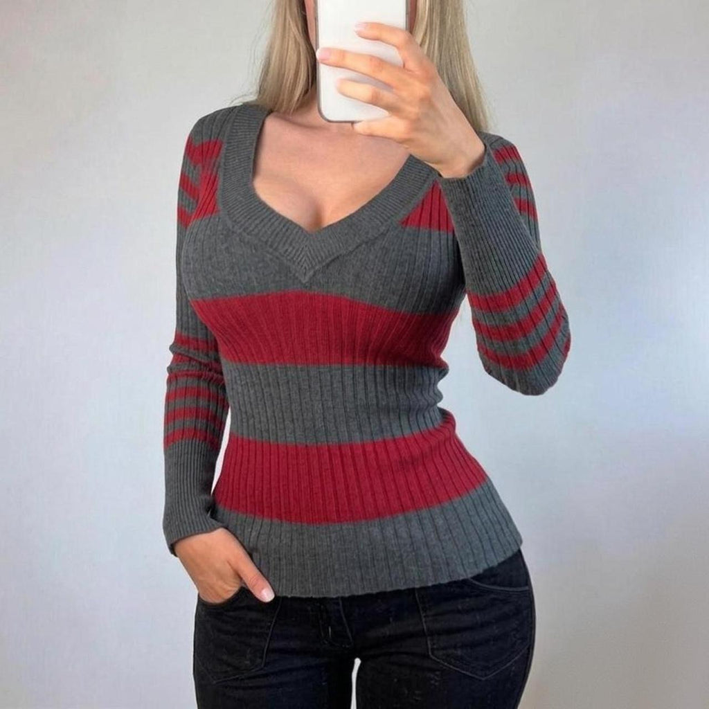 VINTAGE Red and grey striped jumper