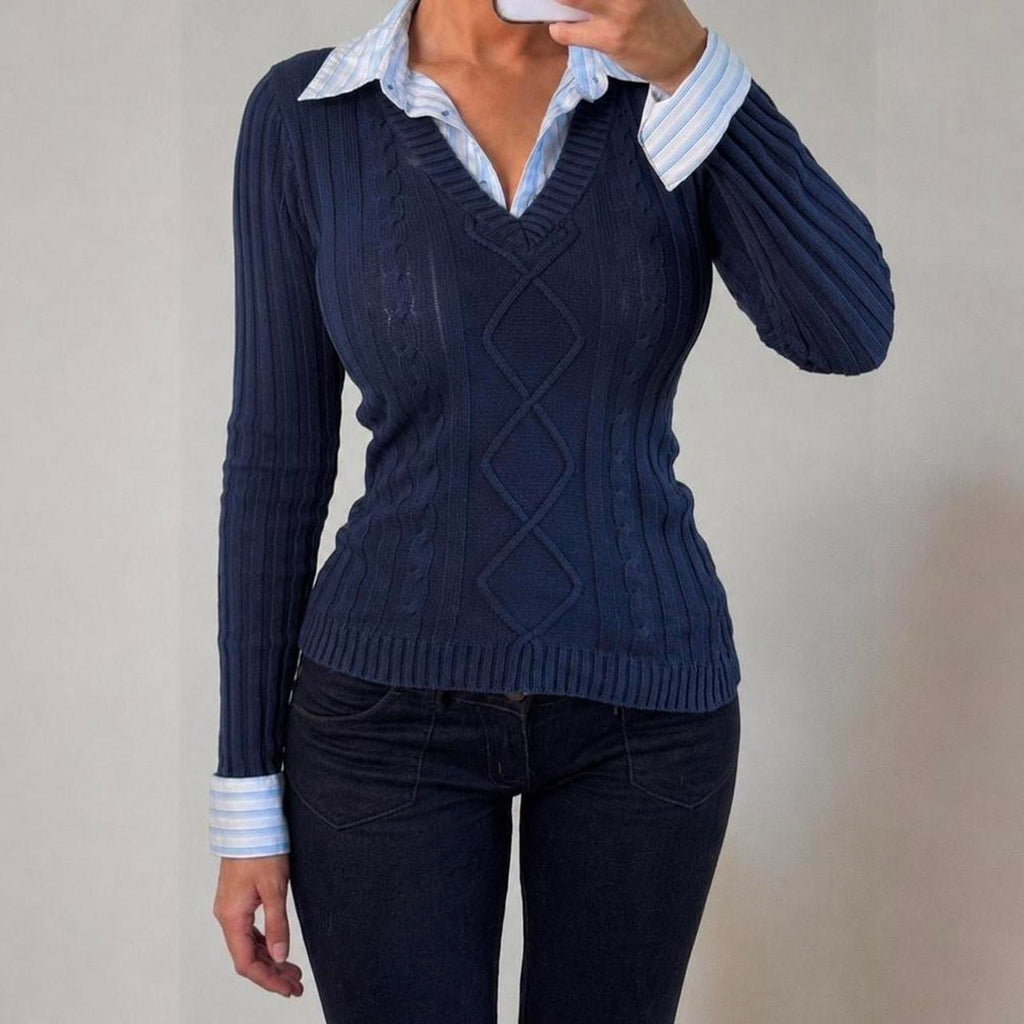 VINTAGE navy Blue knit jumper