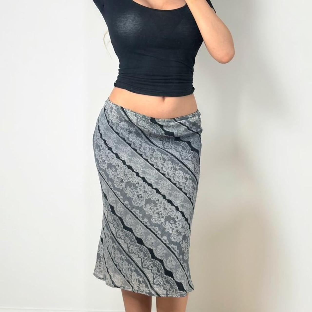 Grey low rise midi skirt