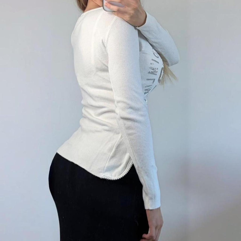 White knit jumper