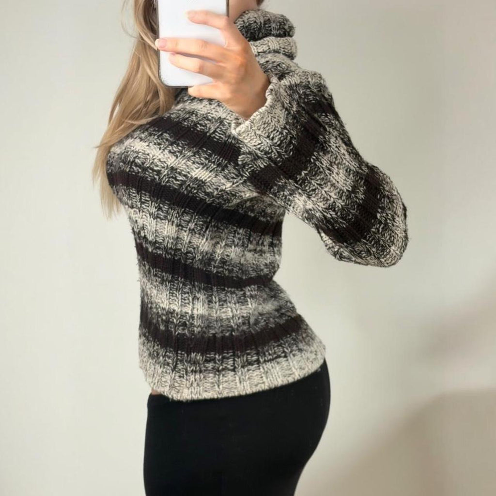 Brown knit long sleeve striped jumper